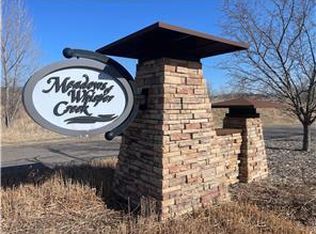 9074 Whisper Creek Trl, Rockford, MN 55373