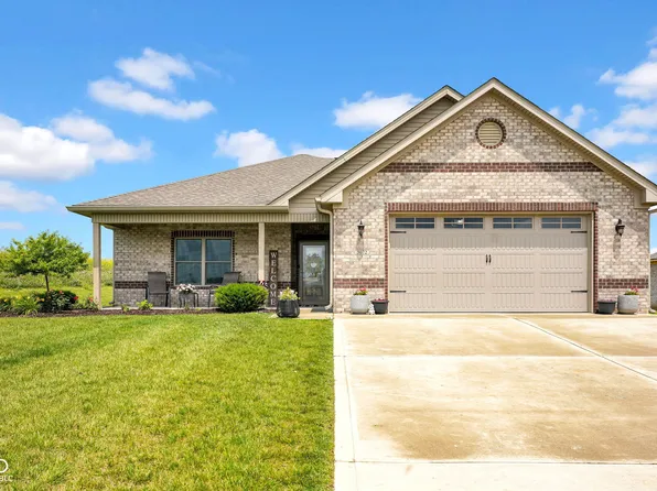 3072 W Glacier Dr, Monrovia, IN 46157