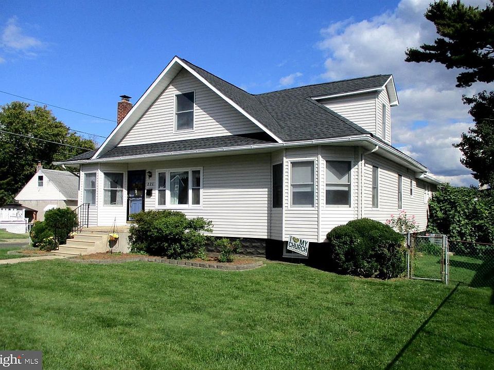 221 Stiles Ave, Maple Shade, NJ 08052 Zillow
