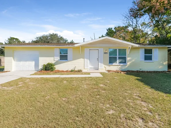 9499 Hayes St, Spring Hill, FL 34608