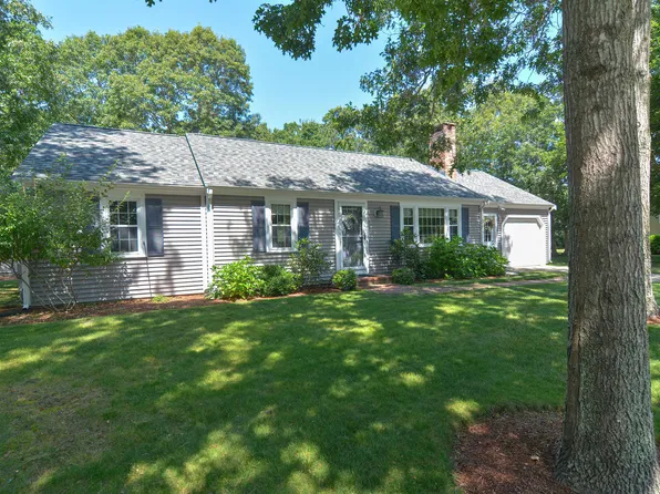 61 Tarpon Road, East Falmouth, MA 02536