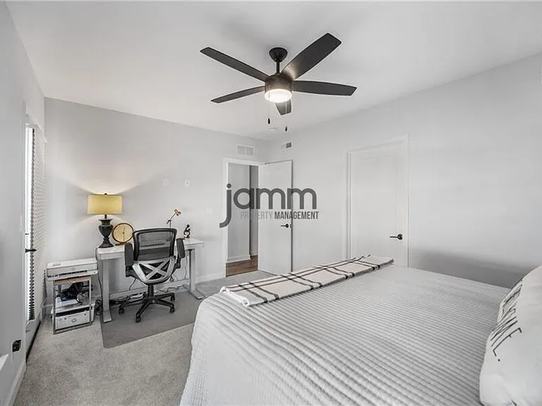 12203 Ashbury Ave — Photo 15