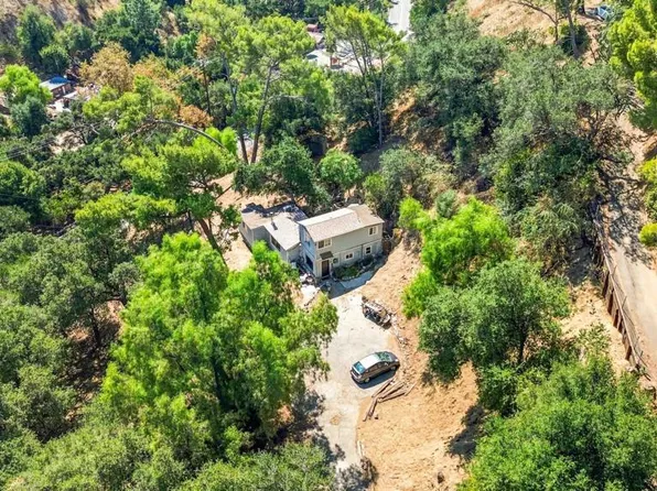 12211 Forest Trl, Sylmar, CA 91342