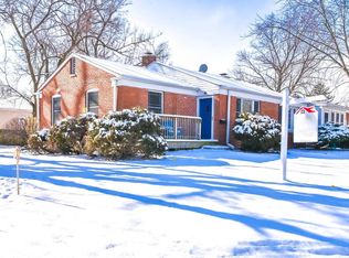 1640 N Prairie Ave, Crest Hill, IL 60403