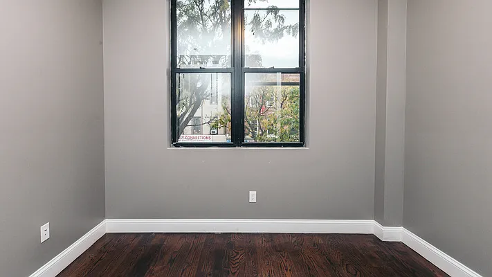 Rented by Nooklyn NYC LLC | media 8