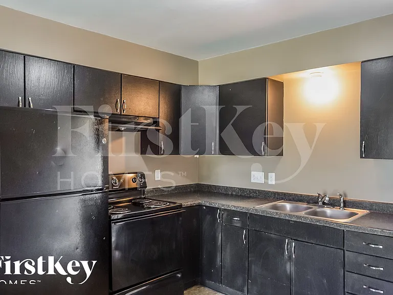 2634 Westleigh Dr — Photo 5