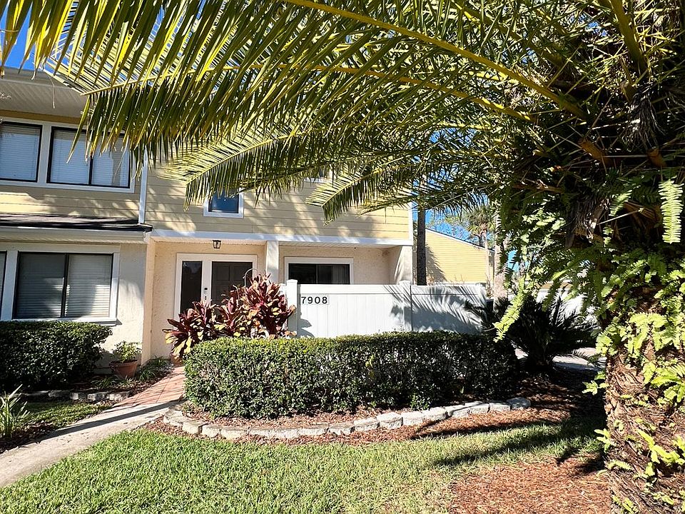 1st image of 7908 Los Robles Ct #7908