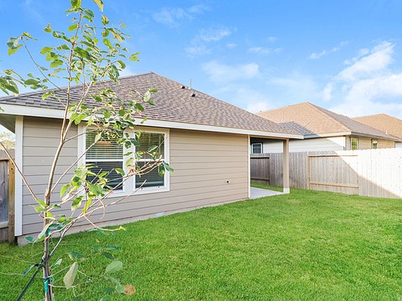 5th image of 2181 Middle Ridge Dr