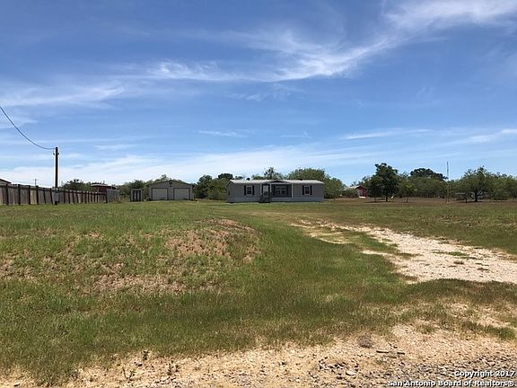2nd image of 2150 County Road 306