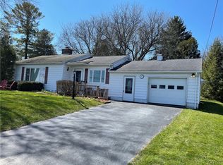 5619 W Lake Rd, Auburn, NY 13021