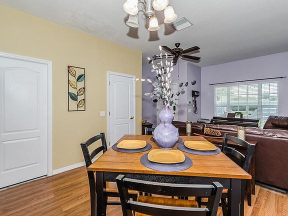5th image of 12625 Kings Crossing Dr