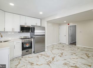 1800 Hoffman St #1, Philadelphia, PA 19145