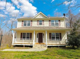374 Oxford Ln, King William, VA 23086