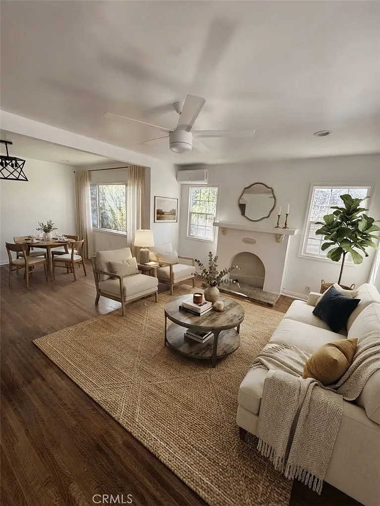 2 bed, 900 sqft, $2,800 — Photo 1