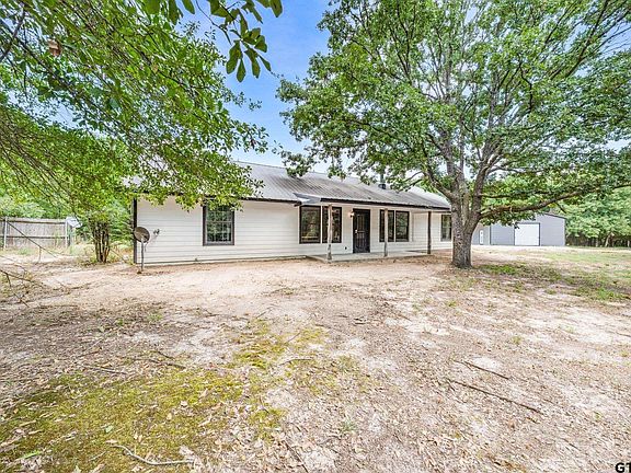 2nd image of 220 County Road 4577