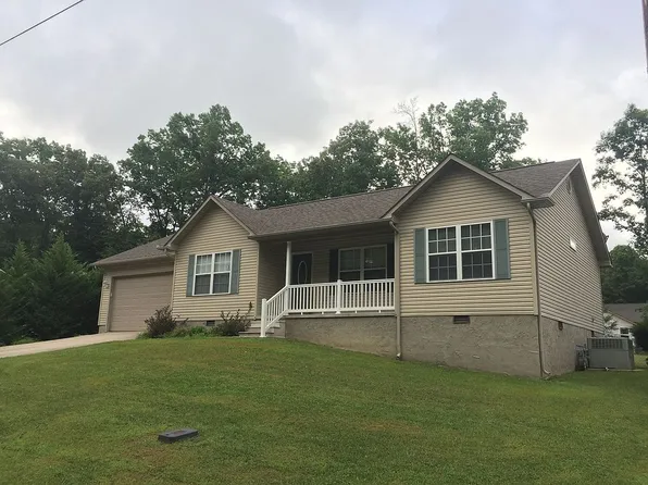 808 Ojibwa Ln, Crossville, TN 38572