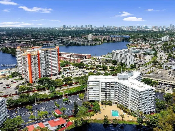 1300 NE Miami Gardens Dr APT 620E, Miami, FL 33179