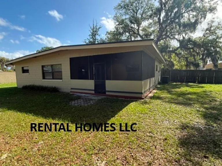 134 Wilson Dr — Photo 18