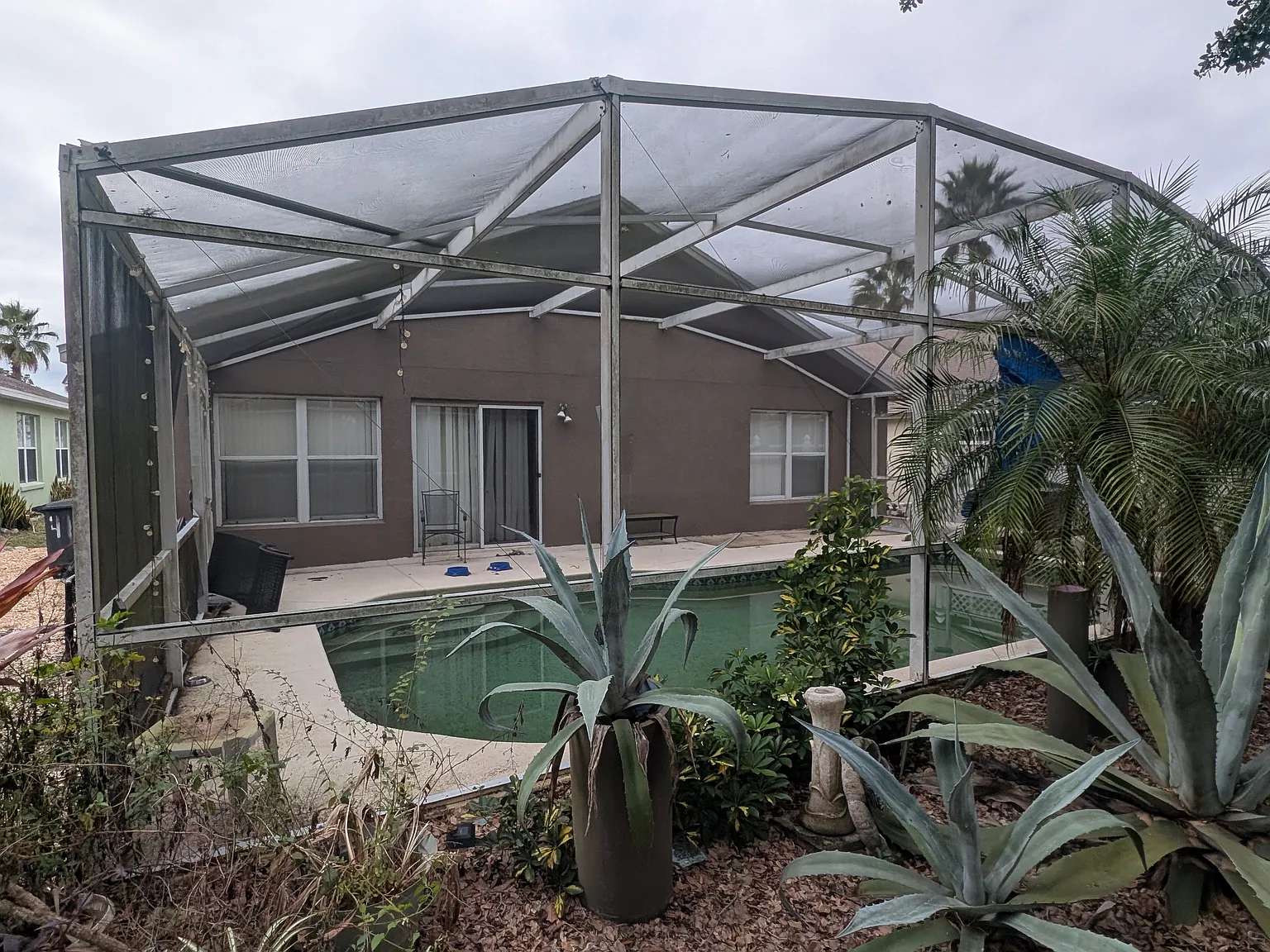4 bed, 1929 sqft, $2,195 — Photo 4