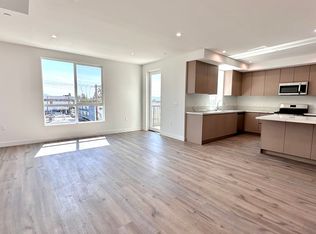 12136 Vanowen St #303, North Hollywood, CA 91605