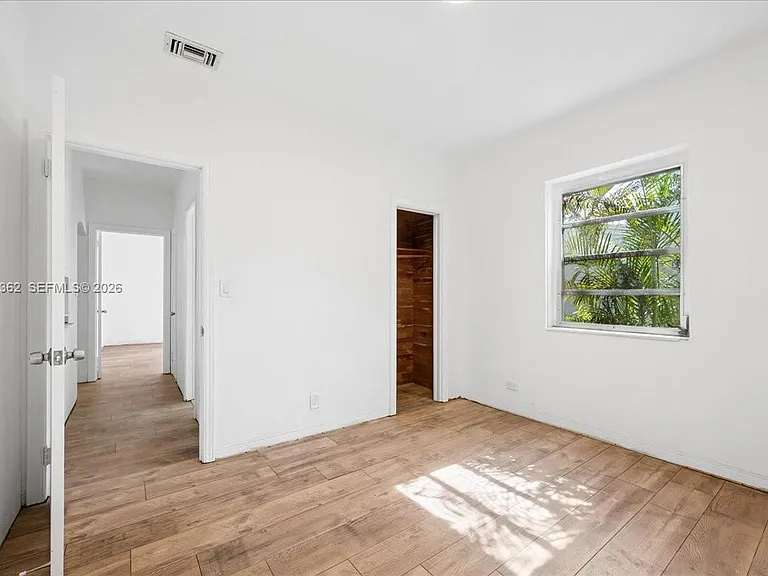 2750 SW 26th St #MAIN — Photo 14