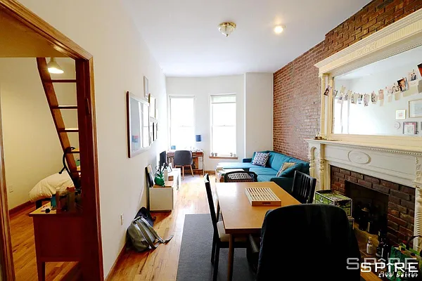 Rented by Spire Group | media 19