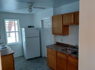 627 E 5th St #B, Duluth, MN 55805