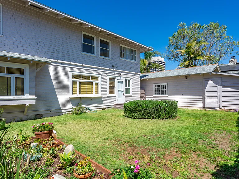 3425 Albatross St — Photo 42