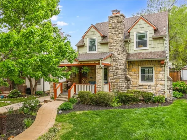 6516 Charlotte St, Kansas City, MO 64131