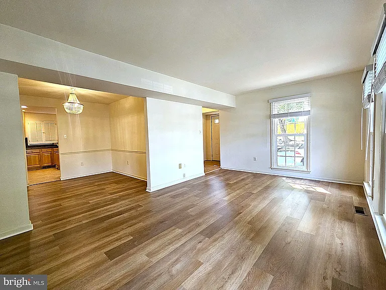 3956 Bradwater St — Photo 4