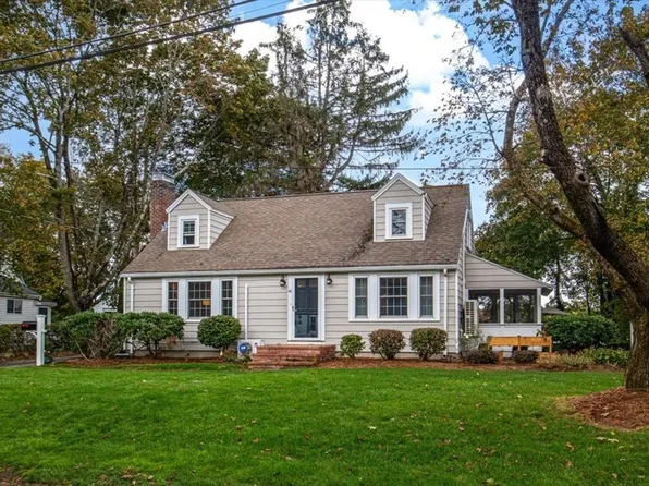 46 Westland Ave, Westwood, MA 02090