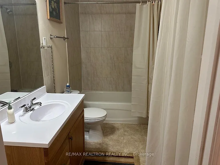 95 Ames Cres #BASEMENT — Photo 16