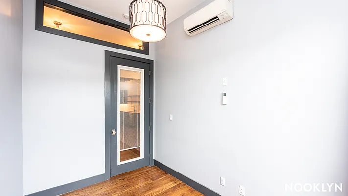 Rented by Nooklyn NYC LLC | media 40