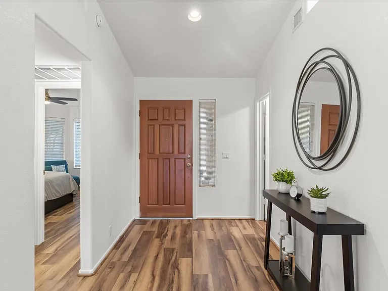 8818 W Piute Ave — Photo 10