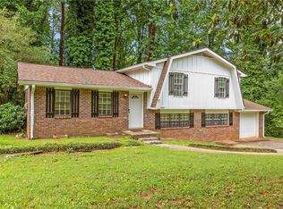 5809 Oakleaf Way, Stone Mountain, GA 30087
