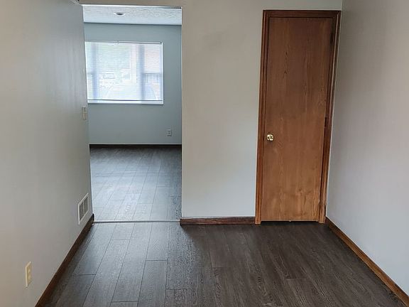 4th image of 76 Wildwood Dr #105