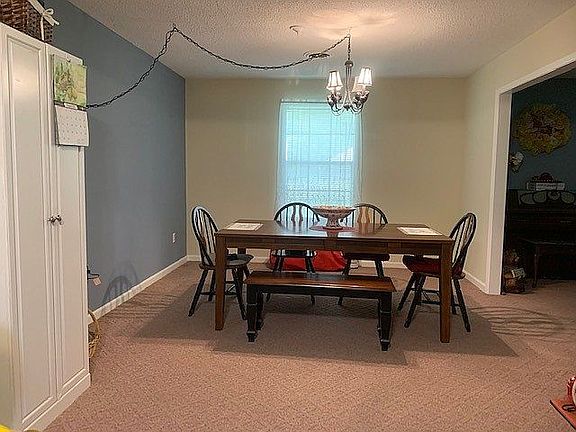 4th image of 627 Senatobia Dr