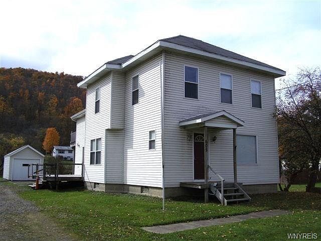 1st image of 605 Rock City St