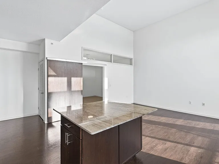 The Flats at West End — Photo 122