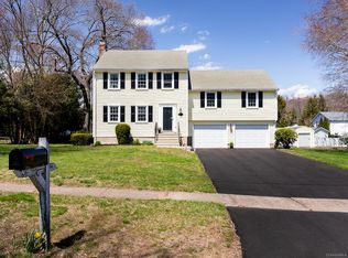 106 Worthington Rd, Glastonbury, CT 06033