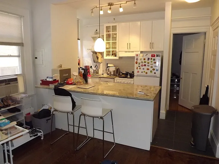 465 Park Dr #9 — Photo 5