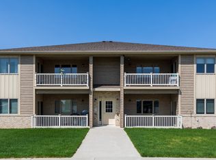 2511 Michael Ln SE #2, Mandan, ND 58554