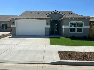 1071 S Mesa Oak St, Porterville, CA 93257