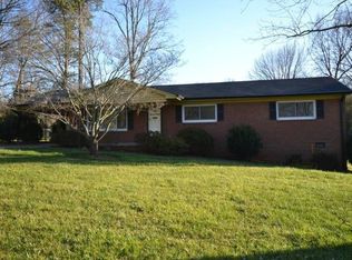 4409 Bedfordshire Dr, Gastonia, NC 28056