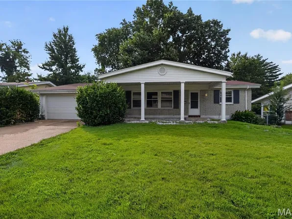 11138 Landseer Dr, Saint Louis, MO 63136