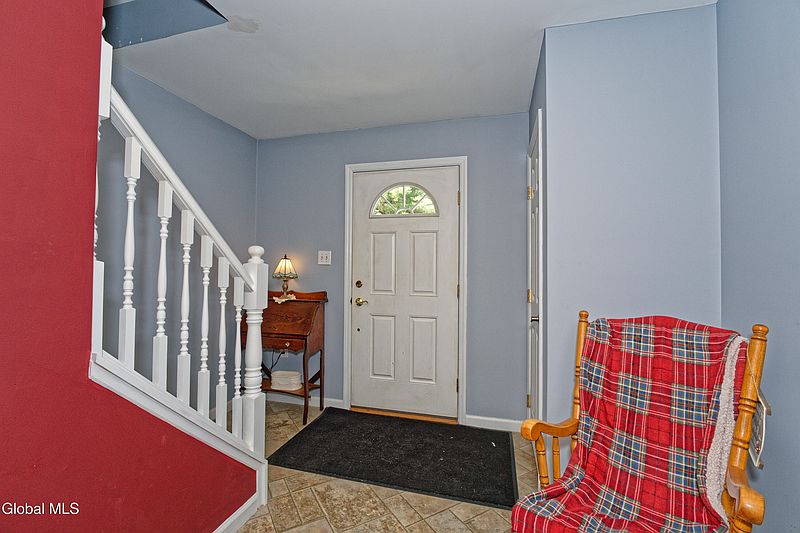 3rd image of 139 Homestead Road