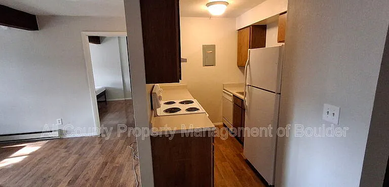 2626 Juniper Ave #3 — Photo 3