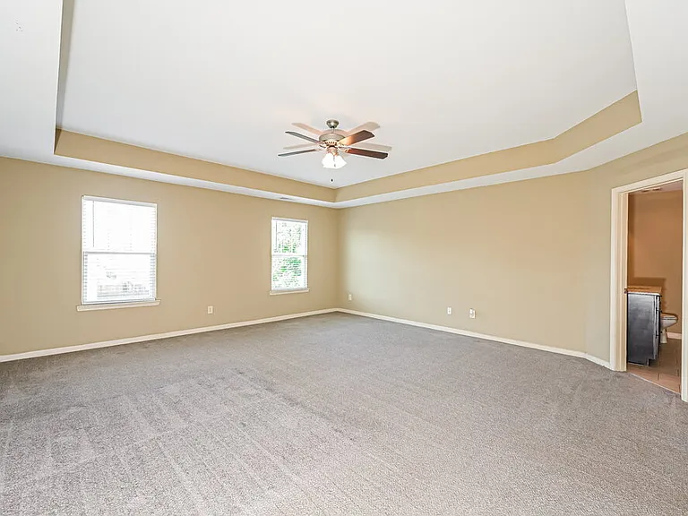 124 Hillcrest Cir — Photo 10