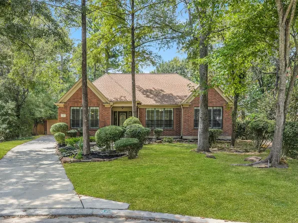 35 Cherry Blossom Pl, Spring, TX 77381