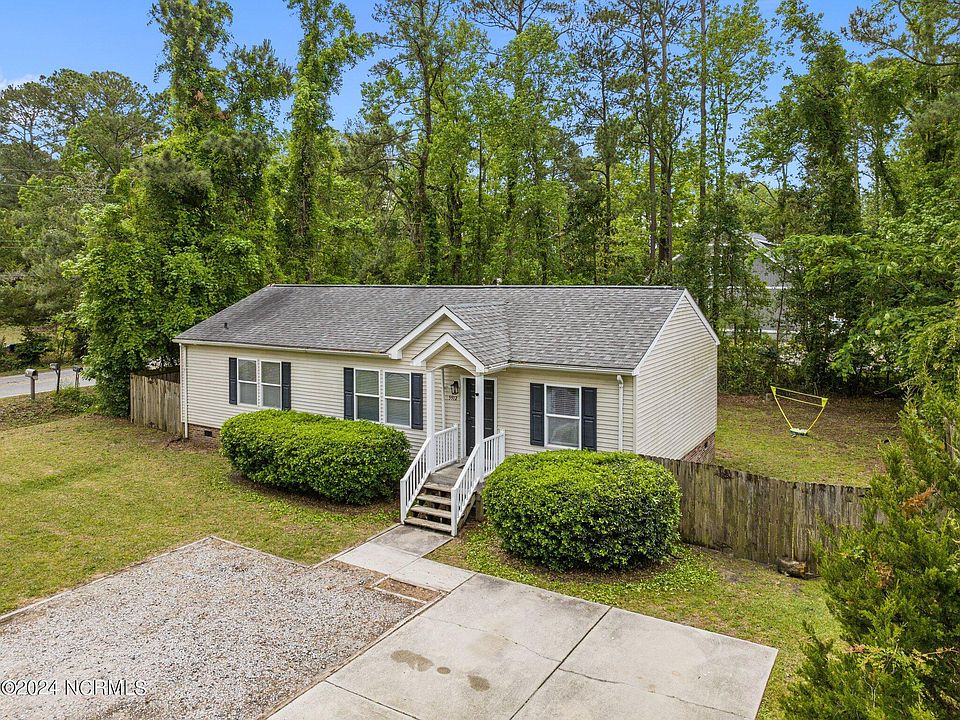 1st image of 5912 Camelot Court